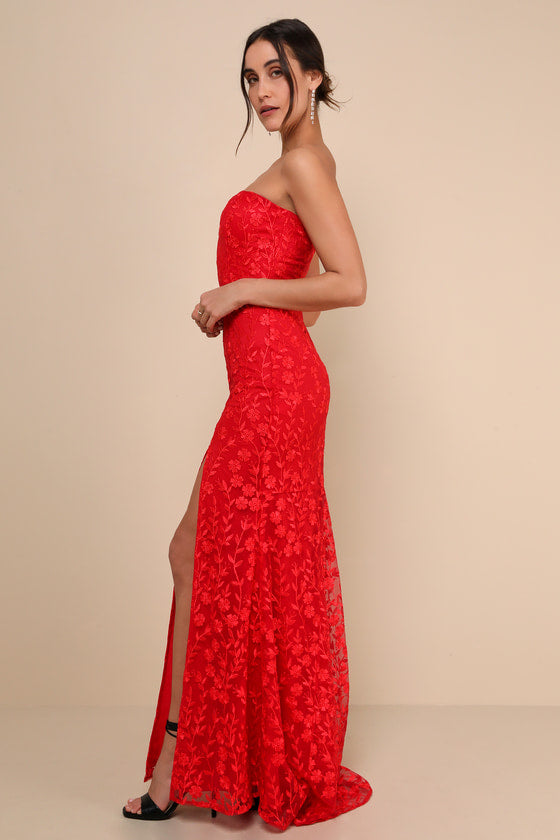 Romantic Beauty Red Floral Embroidered Strapless Maxi Dress