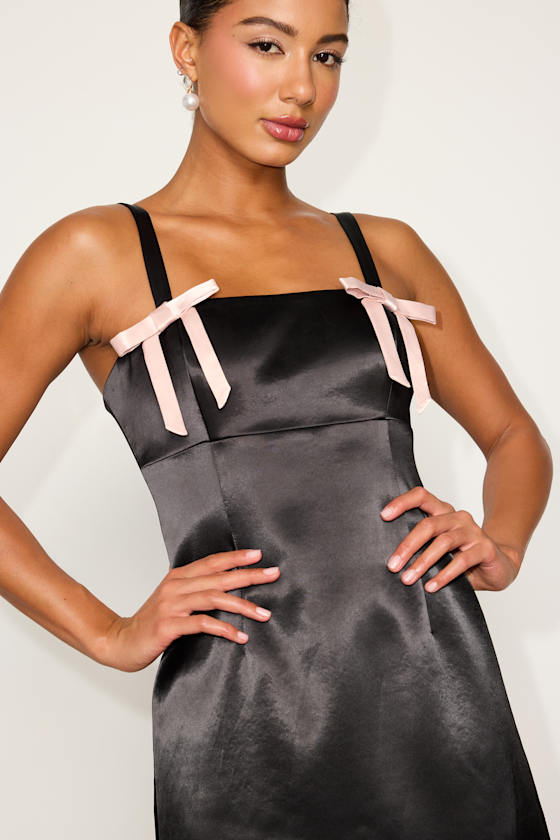 Yesemia Black Satin Bow Skater Mini Dress