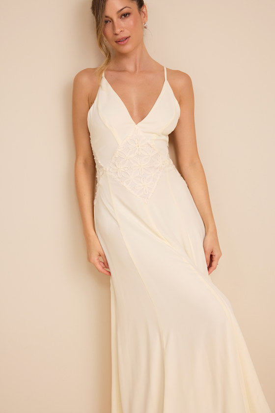 Samalia Ivory Sleeveless Applique Maxi Dress
